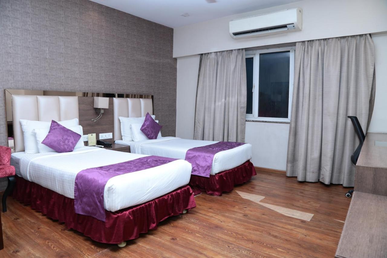 Hotel Kc Manor Jamshedpur Exterior foto